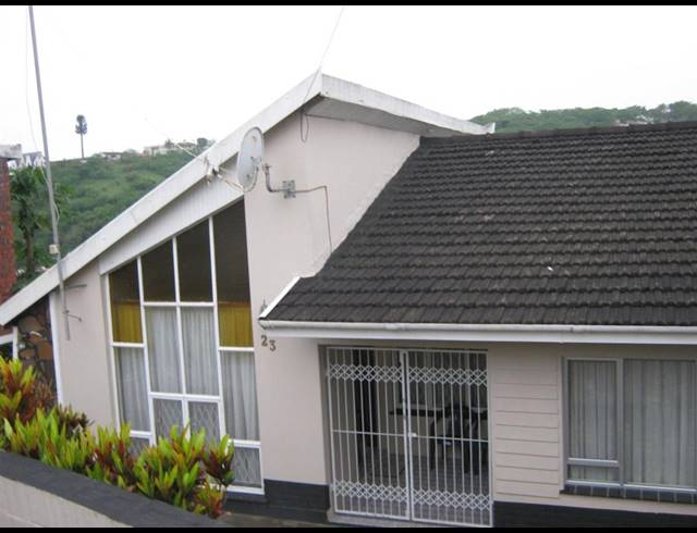 4 BEDROOM HOUSE FOR SALE IN RESERVOIR HILLS